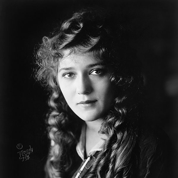 Mary Pickford At Grand Hotel Villa Serbelloni Bellagio Some of The Imperial Suite Past Guests 